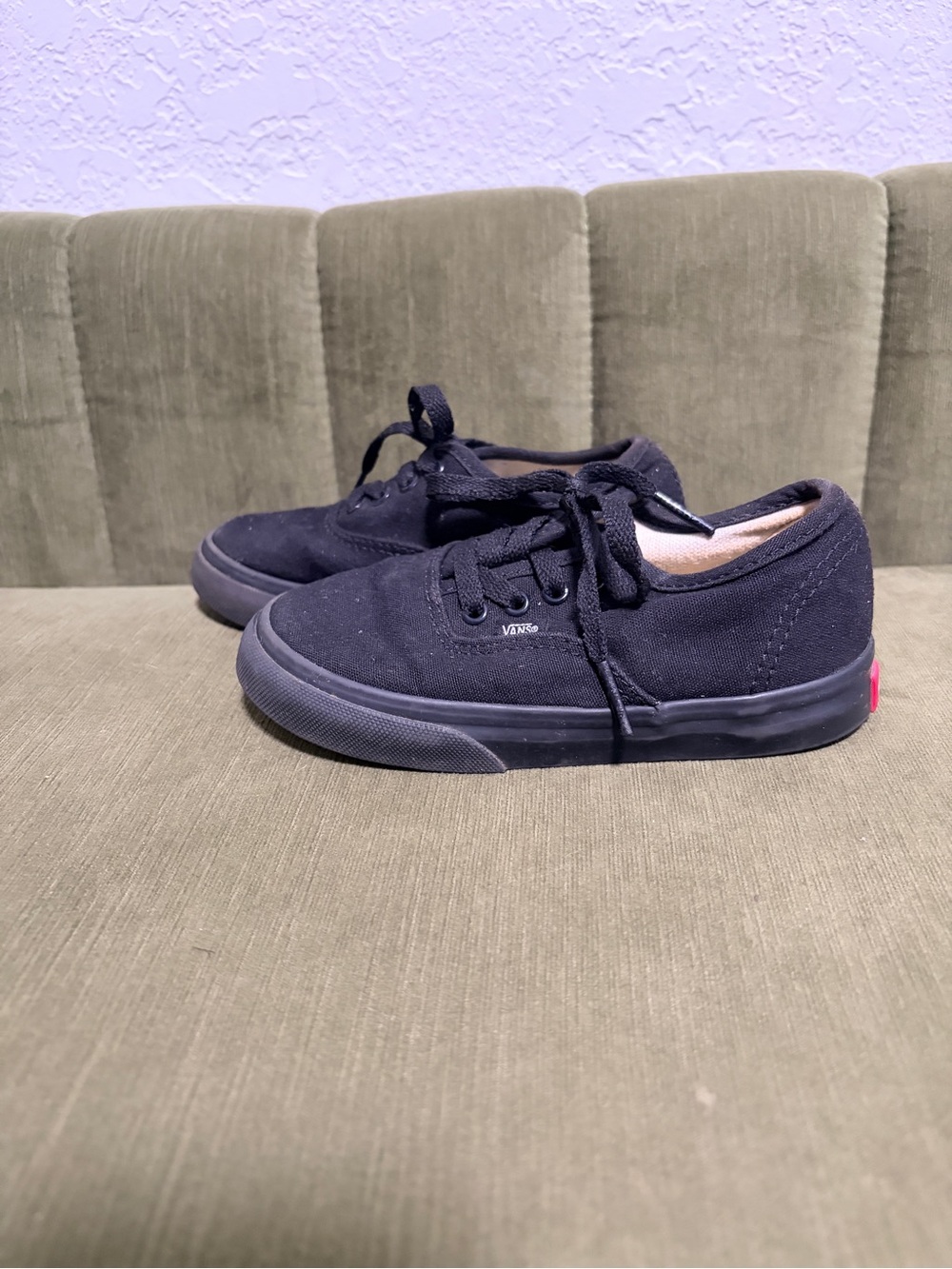 Vans Kids Black Canvas Low-Top Sneakers